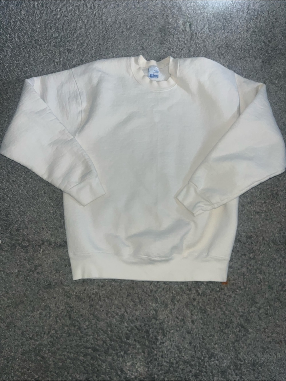 Salem vintage Classic Crewneck Sweatshirt - White
